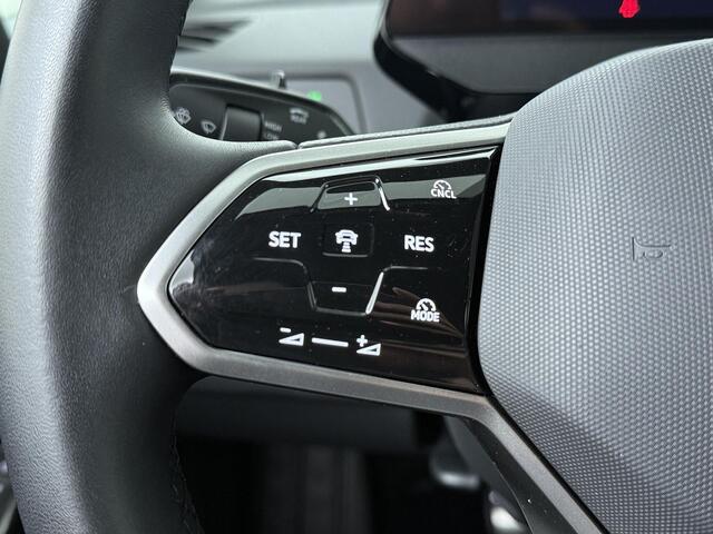 Volkswagen ID.3 Pro Business 59 kWh | 231 PK | SoH 100% | Warmtepomp | Adaptive Cruise Control | Achteruitrijcamera | Climate control | Draadloze telefoonlader | Matrix LED | Keyless Entry | Navigatiesysteem | Stuur- & Stoelverwarming | Apple Carplay / Android Auto |