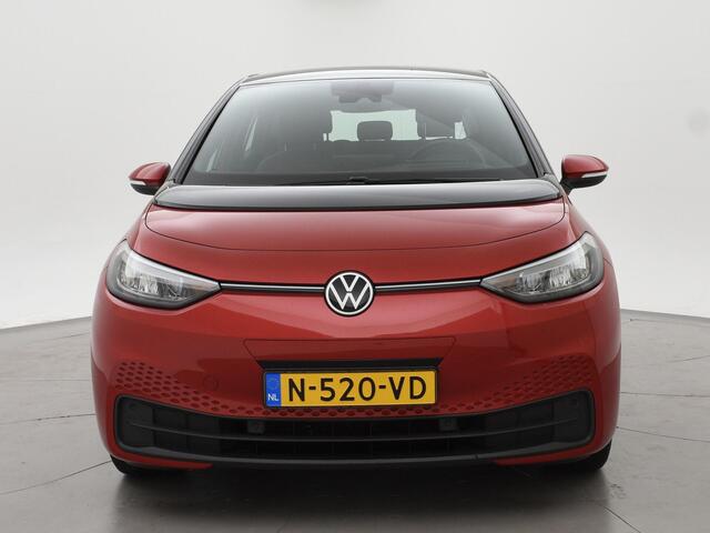 Volkswagen ID.3 PRO 58 KWH + SFEERVERLICHTING | HEAD-UP | ADAPTIVE CRUISE | 18 INCH | STOELVERW. | CARPLAY