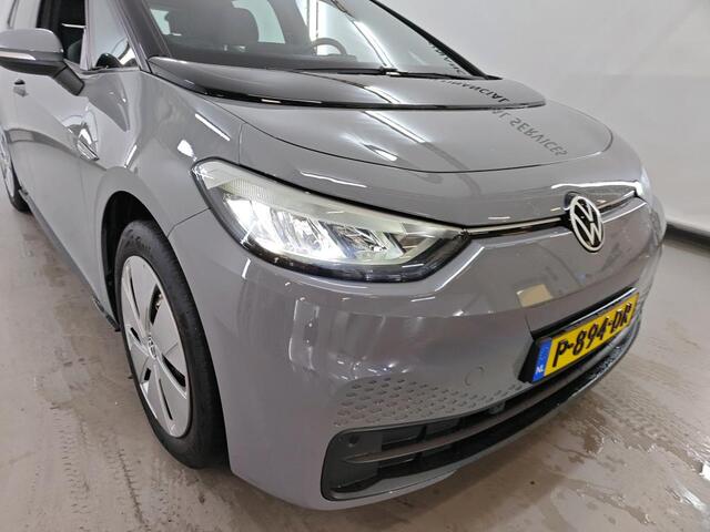 Volkswagen ID.3 Pro 58 kWh Navigatie / App-connect / Parkeersensoren / Stoelverwarming / Clima / LED verlichting trans