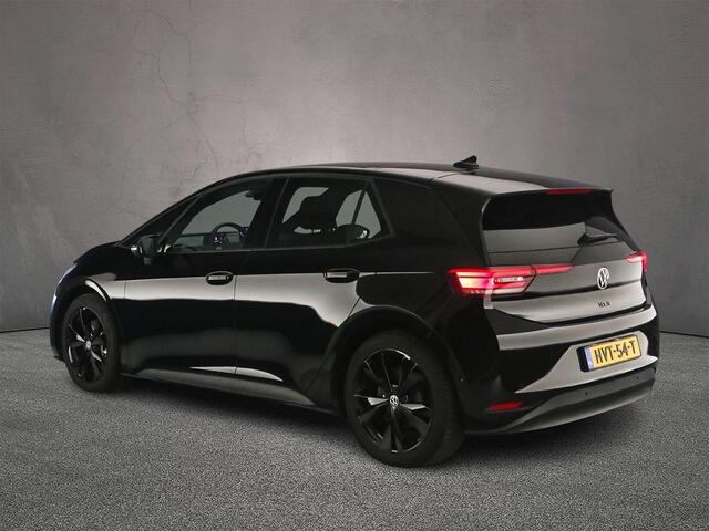 Volkswagen ID.3 Pro Limited Edition 59 kWh 204pk Automaat, Steunhaak, Adaptive cruise control, Stoelverwarming, Stuurverwarming, Panoramadak, Matrix LED koplampen, Achteruitrijcamera, Parkeersensoren, Navigatie, App-connect