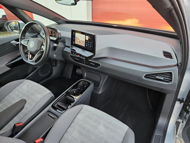 Volkswagen ID.3 Pro 58 kWh | Carplay | Stoel/stuur verw. Rijklaar inclusief 1 jaar BOVAG garantie!