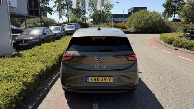 Volkswagen ID.3 Neo Style 58 kWh Panorama dak / Steunhaak / Elek. stoelen voor met massage / Head-up display