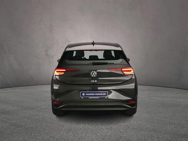 Volkswagen ID.3 Life 58 kWh 145pk Automaat Adaptive cruise control, Navigatie, Parkeersensoren, Stoelverwarming, LED koplampen, App connect