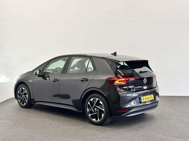 Volkswagen ID.3 Pro 58 kWh SOH 91% Airco ECC Navi Carplay Adaptive Cruise Control 18" LM Velgen East Derry Full LED PDC