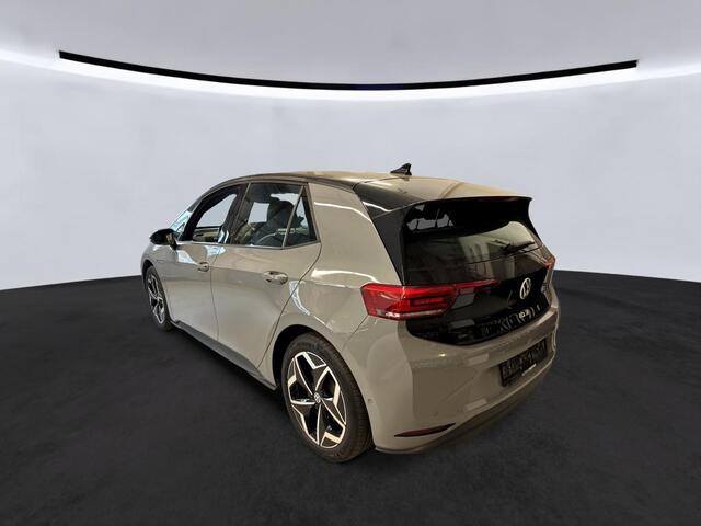 Volkswagen ID.3 Pro S 77 kWh 204pk Business / Navigatie / Camera / Carplay