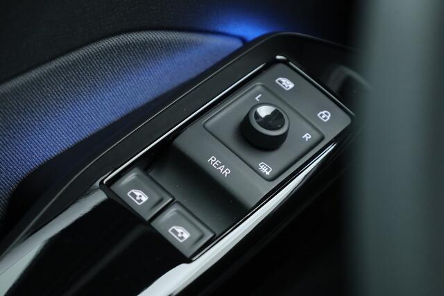 Volkswagen ID.3 Pro 58 kWh | Rijklaar! | Adapt. Cruise | Apple CarPlay | Navi | 18'' | PDC V+A | Clima |