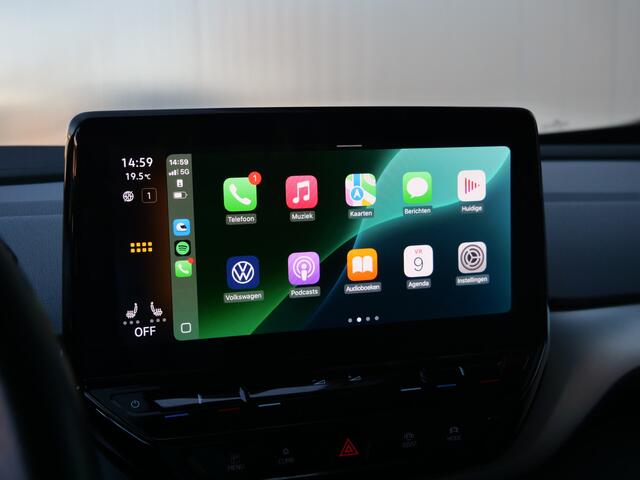 Volkswagen ID.4 First 77 kWh 204pk Automaat 20 inch / Camera / Apple Carplay / Stoelverwarming