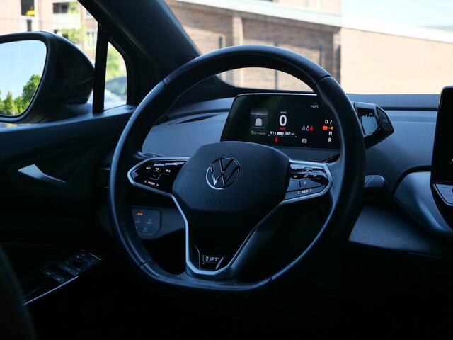 Volkswagen ID.4 First 77 kWh 204pk Automaat 20 inch / Camera / Apple Carplay / Stoelverwarming