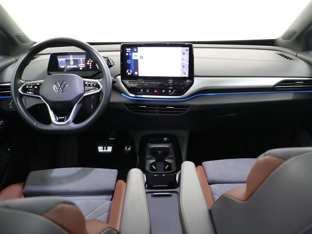Volkswagen ID.4 First Max 77 kWh | Panoramadak | Comfortstoelen ele. verstelbaar | HUD | Navigatie | Camera | DAB | Stoelverwarming | Ergonomische stoelen | IQ Light |
