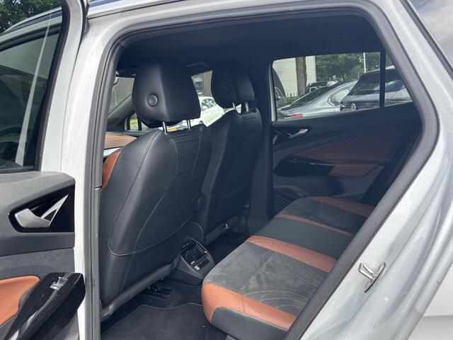 Volkswagen ID.4 Pro Performance CAMERA | LEDER/ALCANTARA | RIJKLAAR INCL. 12 MND. BOVAGGARANTIE