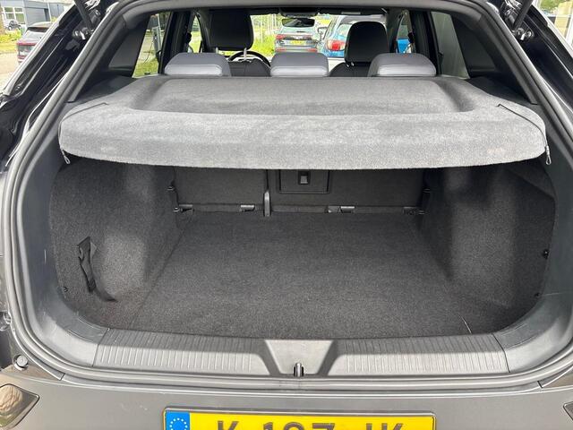 Volkswagen ID.4 First 77 kWh ECC LMV NAVIGATIE CRUISE