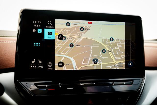 Volkswagen ID.4 Pro 77 kWh 204 Pk | Panoramadak | IQ.Light | Adapt. Cruise | 21 inch LMV | Keyless