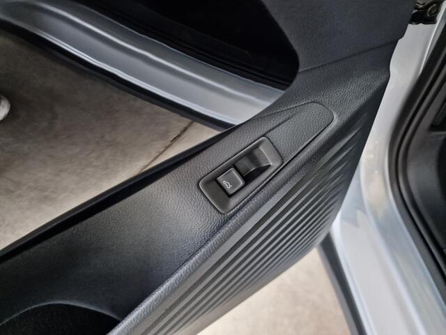 Volkswagen ID.4 Pro 77 kWh | Massage | Pano| matrix | Head-up | 360 | Warmtepomp | Trekhaak |