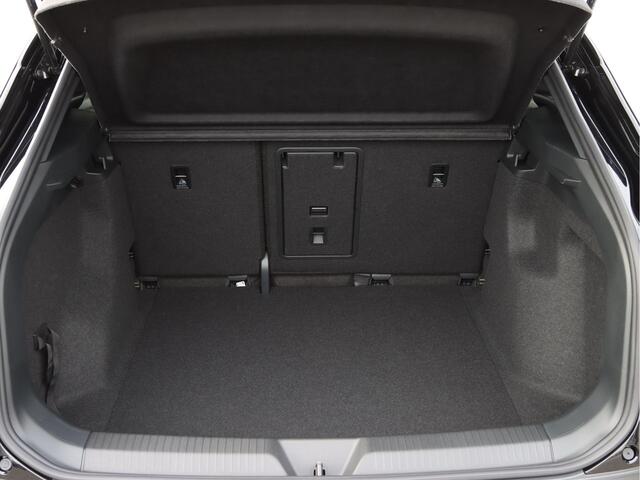 Volkswagen ID.4 Pro Limited Edition 77 kWh 286pk | Trekhaak | 20" velgen | Camera | Matrix LED |