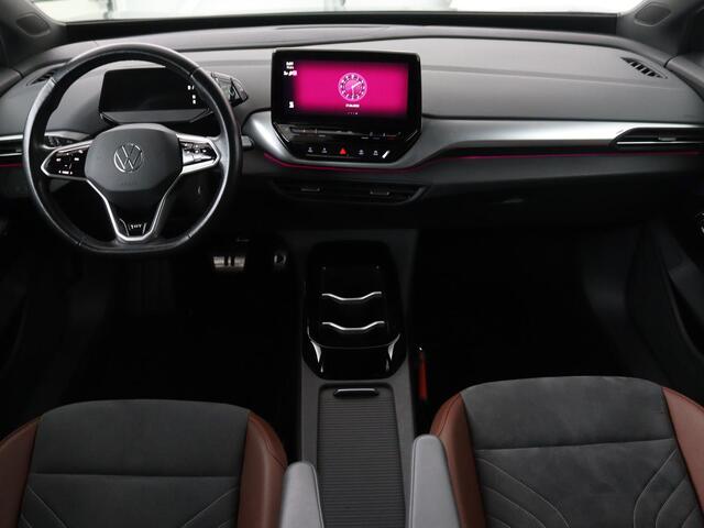 Volkswagen ID.4 First 77 kWh | Warmtepomp | Stoel & stuurverwarming | Carplay | Adaptive cruise | Full LED | Half leder | Navigatie | Parkeerhulp