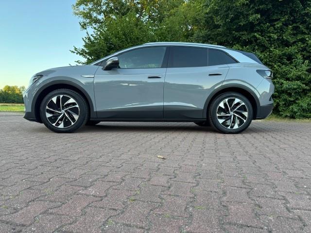 Volkswagen ID.4 PRO 77KWH 204PK SOH 92% TREKHAAK/PANO/ACARPLAY