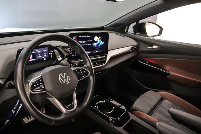 Volkswagen ID.4 1st Max 204pk Automaat Adaptive cruise control, Panoramadak, 360 camera, LED matrix koplampen, Achteruitrijcamera, Navigatie, Stoelverwarming, Elektrische achterklep, Stuurwiel verwarmd