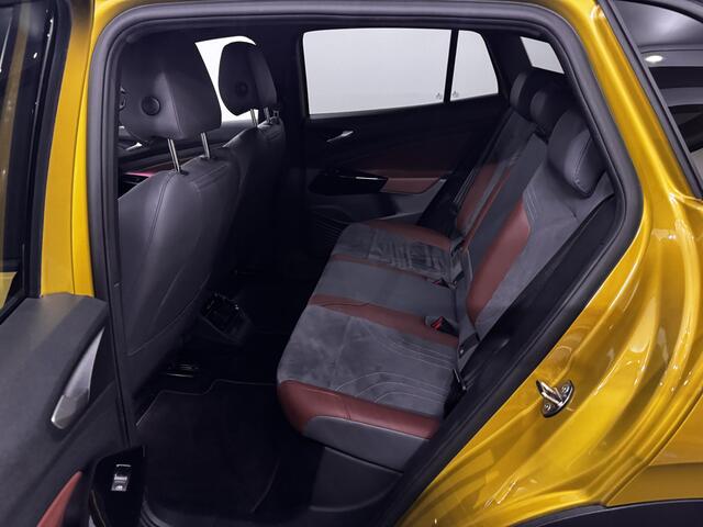 Volkswagen ID.4 First 77 kWh Half leder, Camera, Navi, Keyless start, Cruise control adaptief, 204PK