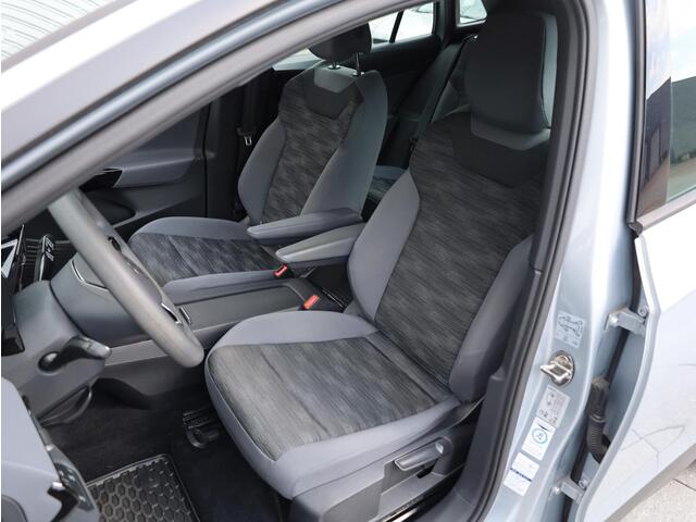 Volkswagen ID.4 Pro 77 kWh 150KW | Warmtepomp | Carplay/Android | Trekhaak |