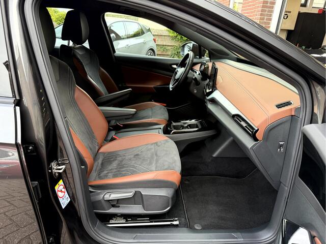Volkswagen ID.4 Business 77 kWh Trekhaak, 21''Lmv, Camera