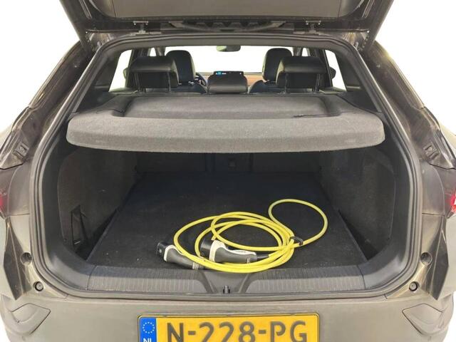 Volkswagen ID.4 Tech 77 kWh Panoramadak, 20"LMV