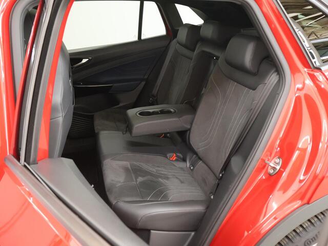 Volkswagen ID.4 GTX 4Motion 77 kWh | Sportstoelen Elektrisch verstelbaar + Geheugen | 360 Camera | Stoel en Stuurverwarming | Panoramadak | Adaptieve Cruise Control | IQ Light | HUD | Warmtepomp | Trekhaak |