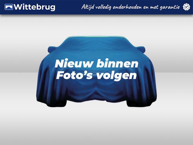 Volkswagen ID.4 First 77 kWh warmtepomp / Navigatie / Camera / Extra getint glas / Trekhaak / App-connect