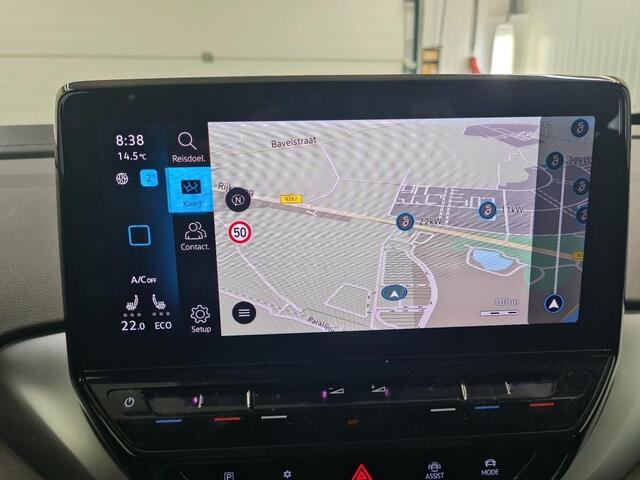 Volkswagen ID.4 Life 77 kWh Style Pack Navigatie Apple Carplay/Android Auto Adaptive Cruise Control Parkeersensoren Full Led Climate Control Lichtmetalen velgen