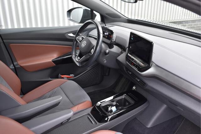 Volkswagen ID.4 First 77 kWh Adaptive cruise, Camera, PDC, Stoelverwarming, Carplay, Sfeer