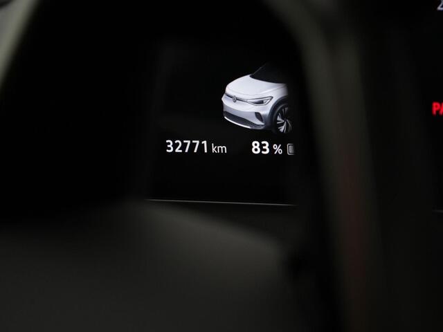 Volkswagen ID.4 Pro Business 77 kWh 204 pk | Leder/alcantara | Achteruitrijcamera | Navigatie | Adaptive Cruise | SOH 95%