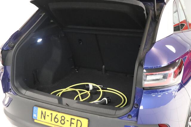 Volkswagen ID.4 City 52 kWh | Navigatie | Parkeersensoren | Stuur & stoel verwarming | LED koplampen | Smartphone intergratie | Climate control |