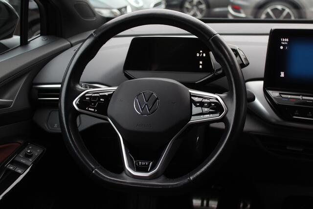 Volkswagen ID.4 First 77 kWh / Camera / Apple CarPlay / DAB / 20'' / LED / Alcantara / Stoelverwarming / ACC
