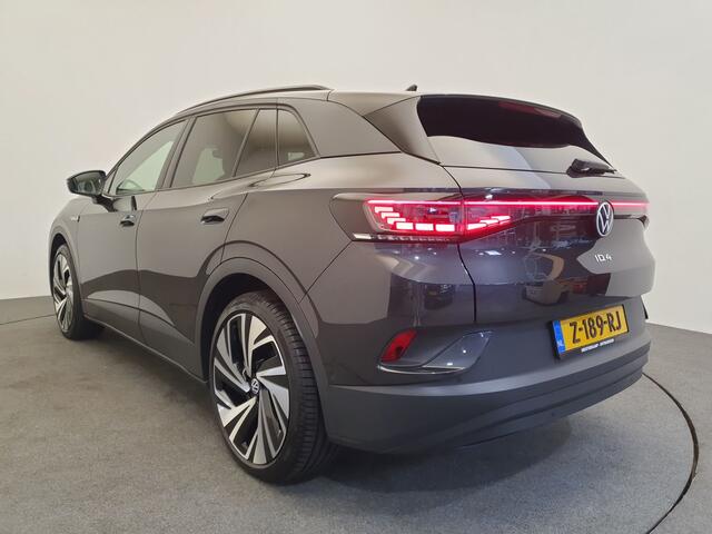 Volkswagen ID.4 Pro 77 kWh 204pk Wegklapbare trekhaak, Panoramadak, 360 camera, IQ.Light