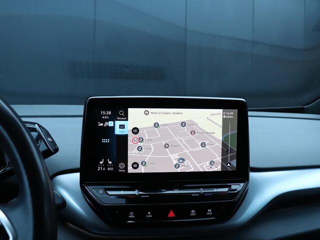 Volkswagen ID.4 First 77 kWh | CAMERA | SOH 88,5% | TREKHAAK | CRUISE | NAVI | APPLE CARPLAY | STOEL/STUURVERW. |