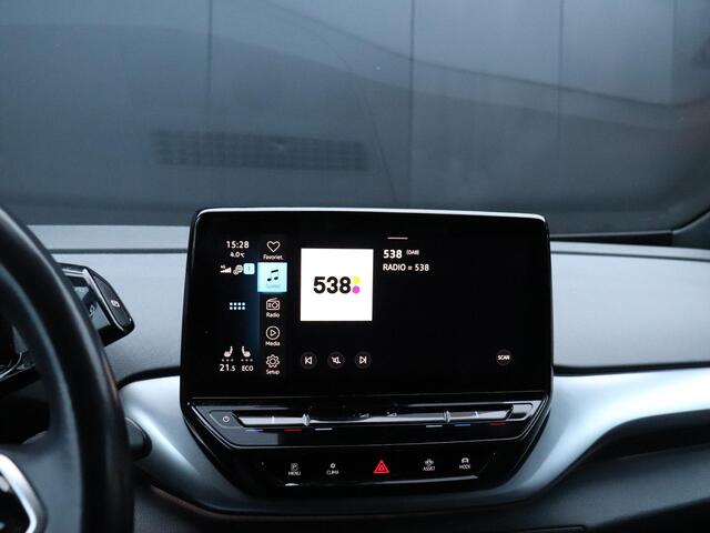 Volkswagen ID.4 First 77 kWh | CAMERA | SOH 88,5% | TREKHAAK | CRUISE | NAVI | APPLE CARPLAY | STOEL/STUURVERW. |