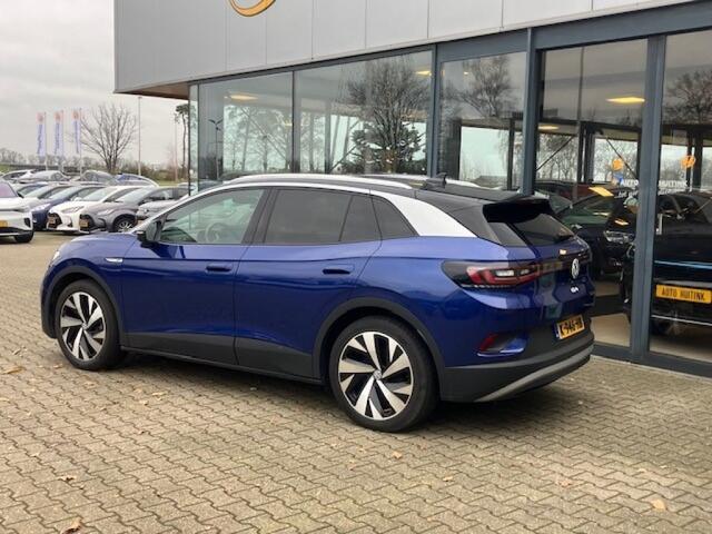 Volkswagen ID.4 First Edition 77 kWh - Navi - Carplay - camera - stoel/stuur verwarming