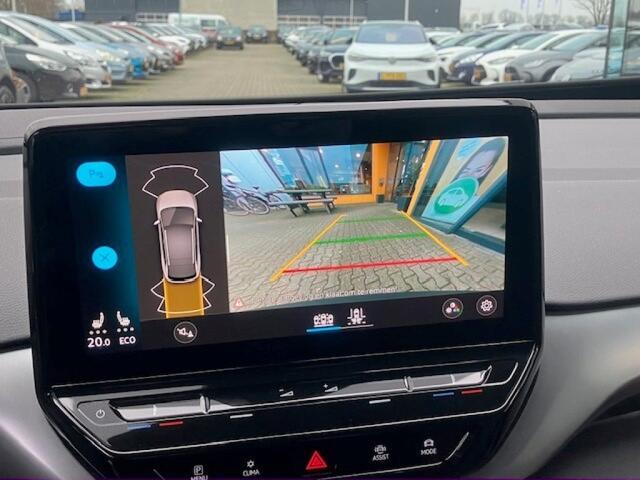 Volkswagen ID.4 First Edition 77 kWh - Navi - Carplay - camera - stoel/stuur verwarming