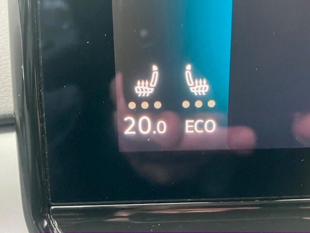 Volkswagen ID.4 First Edition 77 kWh - Navi - Carplay - camera - stoel/stuur verwarming