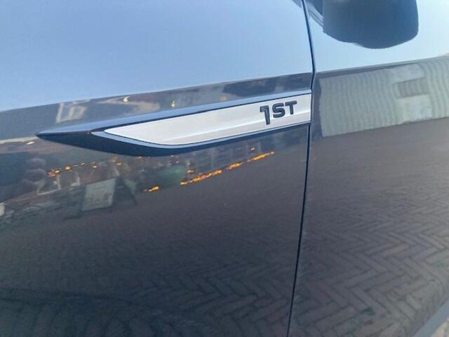 Volkswagen ID.4 1st edition, 77 kWh 204 Pk, Adapative Cruise, Climat control, trekhaak, alcantara bekleding