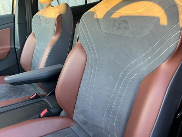 Volkswagen ID.4 1st edition, 77 kWh 204 Pk, Adapative Cruise, Climat control, trekhaak, alcantara bekleding