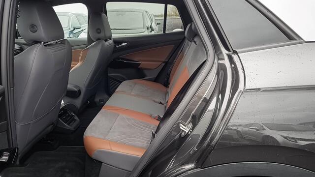 Volkswagen ID.4 First 77 kWh 2e-Eig. Keurig-Onderh. BOVAG-Garantie. NL-Auto.