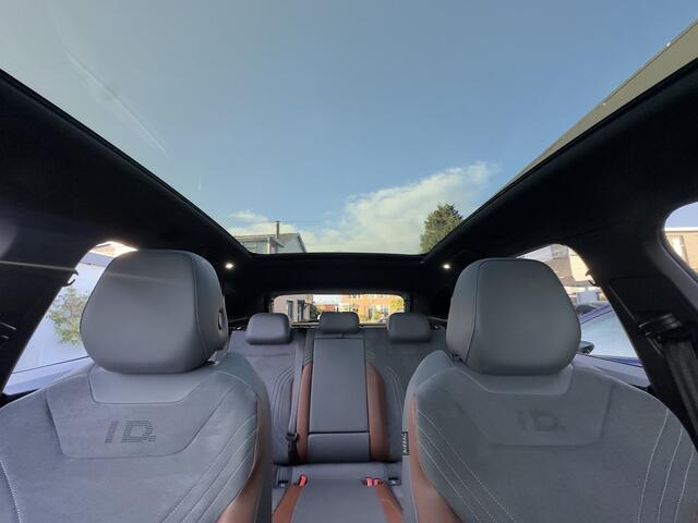 Volkswagen ID.4 FIRST PRO MAX 77 kWh AUT PANODAK LEDER NAVI CAMERA APPLE-CARPLAY WARMTE-POMP LED LMV PDC