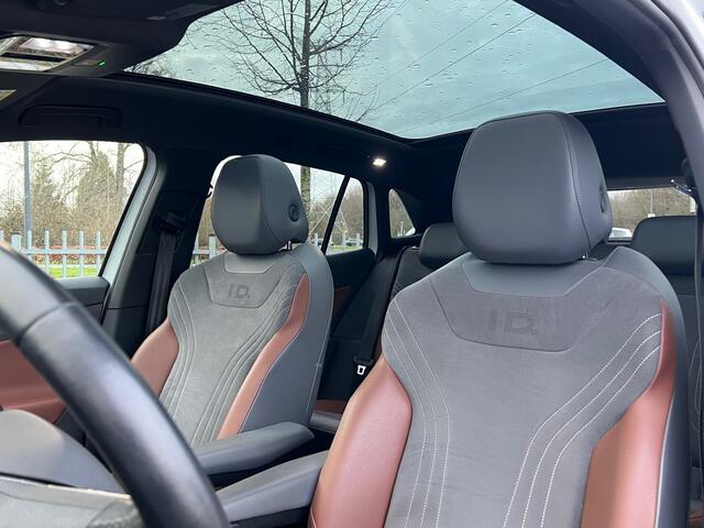 Volkswagen ID.4 1st Max 77 kWh 204pk Panoramadak Trekhaak