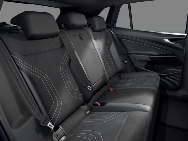 Volkswagen ID.4 Limited Edition 52 kWh accu 170 PK · Achteruitrijcamera · Draadloze telefoonlader · Sfeerverlichting · Voorstoelen verwarmd ·