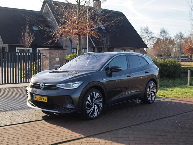 Volkswagen ID.4 First Max 77 kWh | Panoramadak | Head-Up Display | 360 Camera | Sfeerverlichting | Apple Carplay