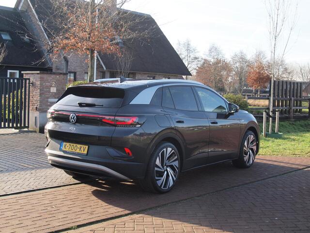 Volkswagen ID.4 First Max 77 kWh | Panoramadak | Head-Up Display | 360 Camera | Sfeerverlichting | Apple Carplay