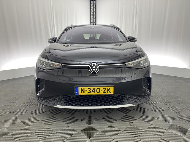 Volkswagen ID.4 First 77 kWh Automaat | Apple carplay | SoH | Trekhaak | Cruise adaptief | Camera