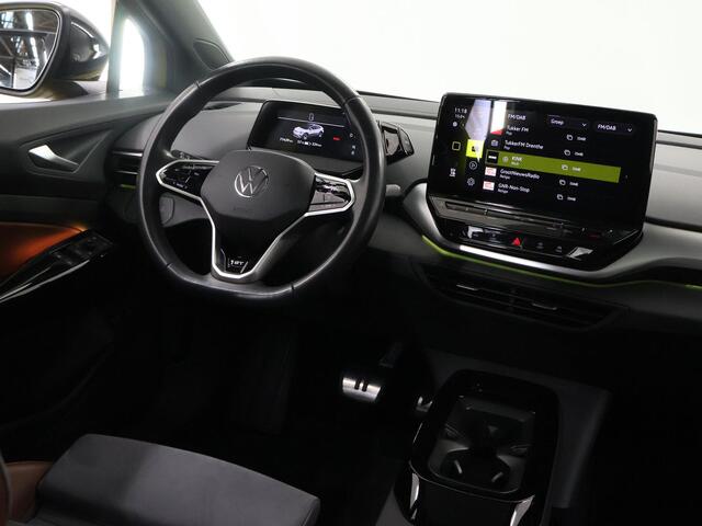 Volkswagen ID.4 Max 77 kWh | SOH 92% | Warmtepomp | IQ LED Matrix | Trekhaak | ErgoActive Stoelen | Stoel/stuurverwarming | Rijassistent-Systeem | Panoramadak | Navigatie Discover Pro | Adaptieve Cruise Control | Camera | HUD |