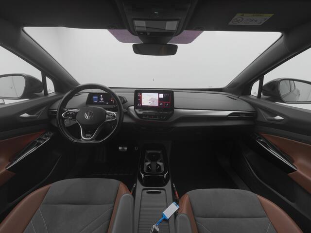 Volkswagen ID.4 First 77 kWh | CAMERA | ADAPTIVE | STOEL- EN STUURVERW.