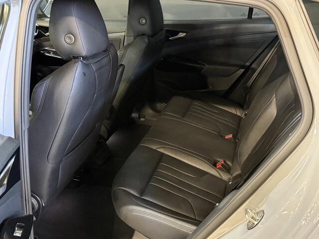 Volkswagen ID.4 Pro 77 kWh | Leder | Apple Carplay | ACC | Stoel/Stuurverw. |